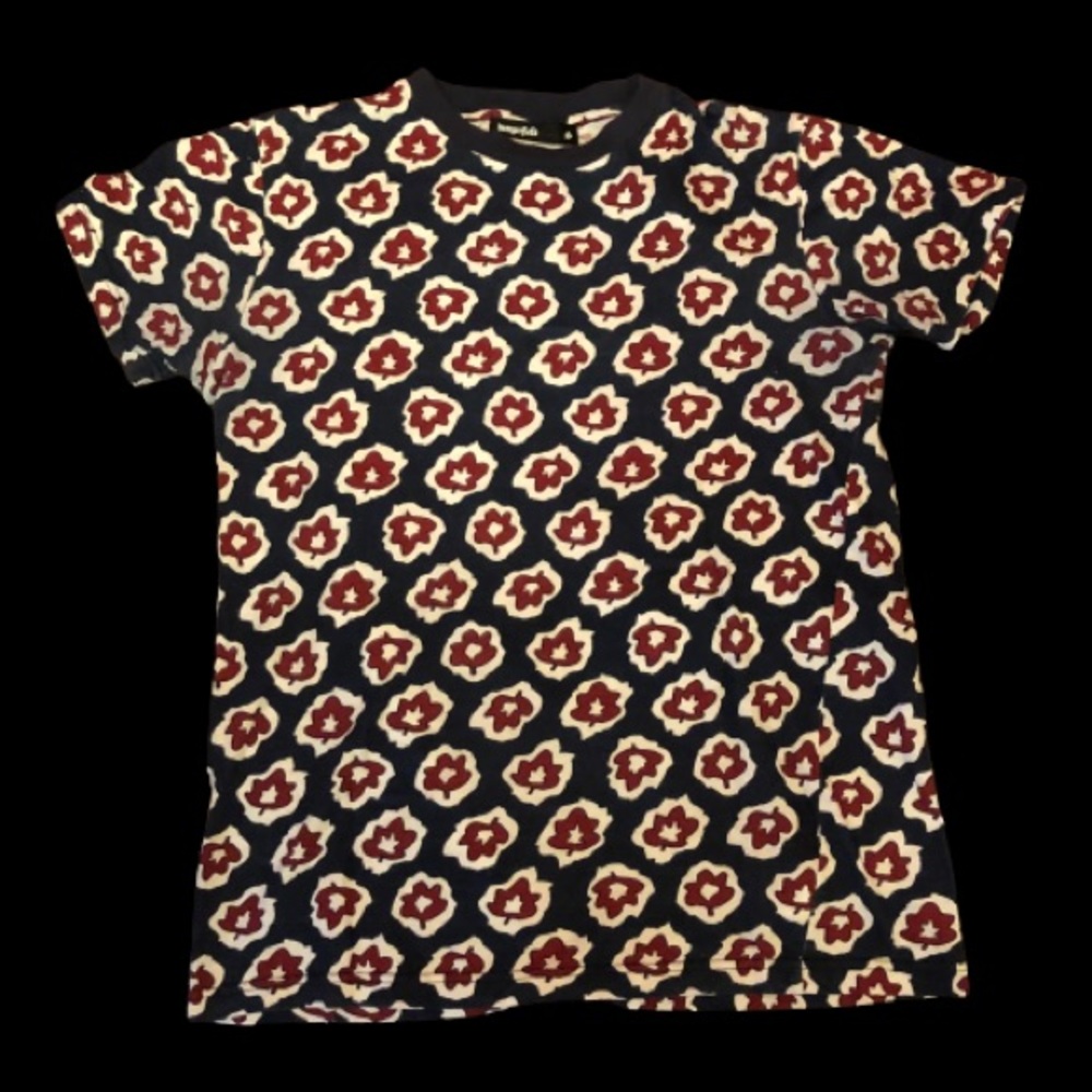 Dangerfield Cartoon Maple Leaf Design Shirt